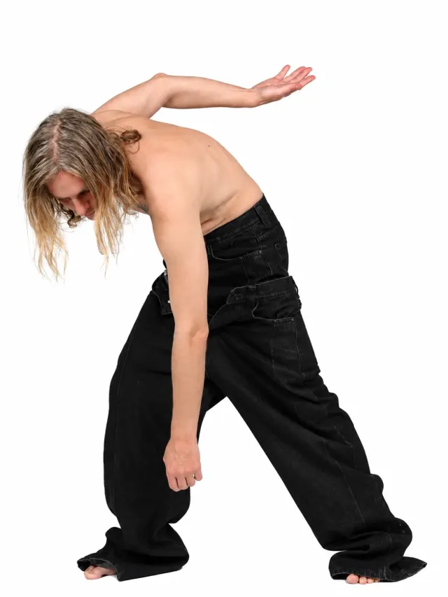BLACK RAW JEANS - image 1