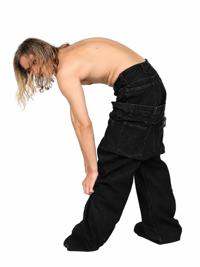 BLACK RAW JEANS - image 6