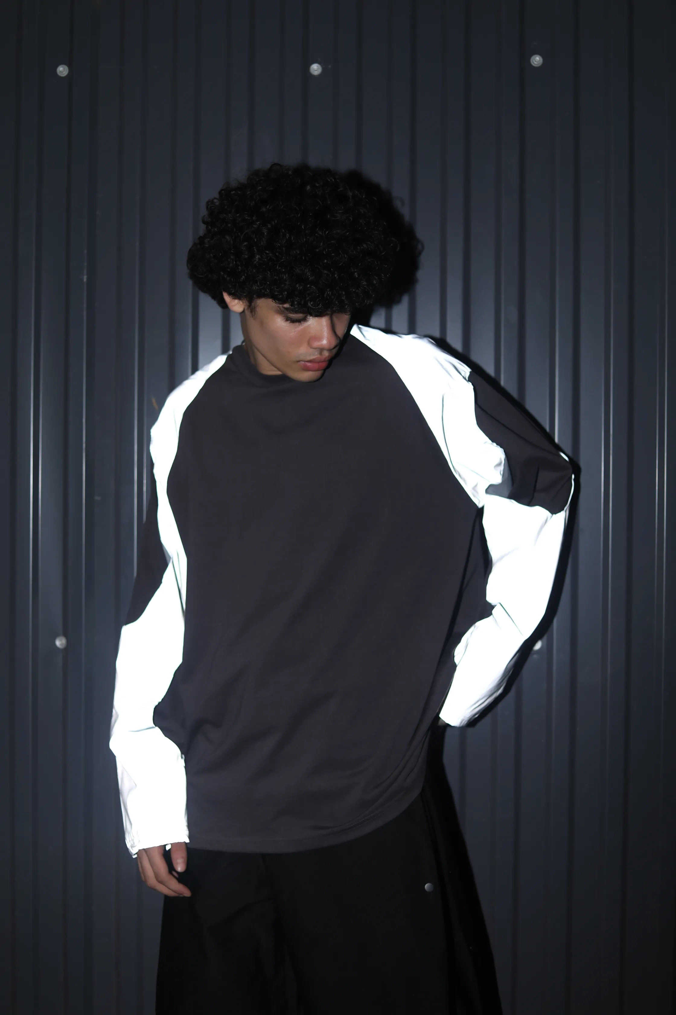 CUFF VOID GLOW