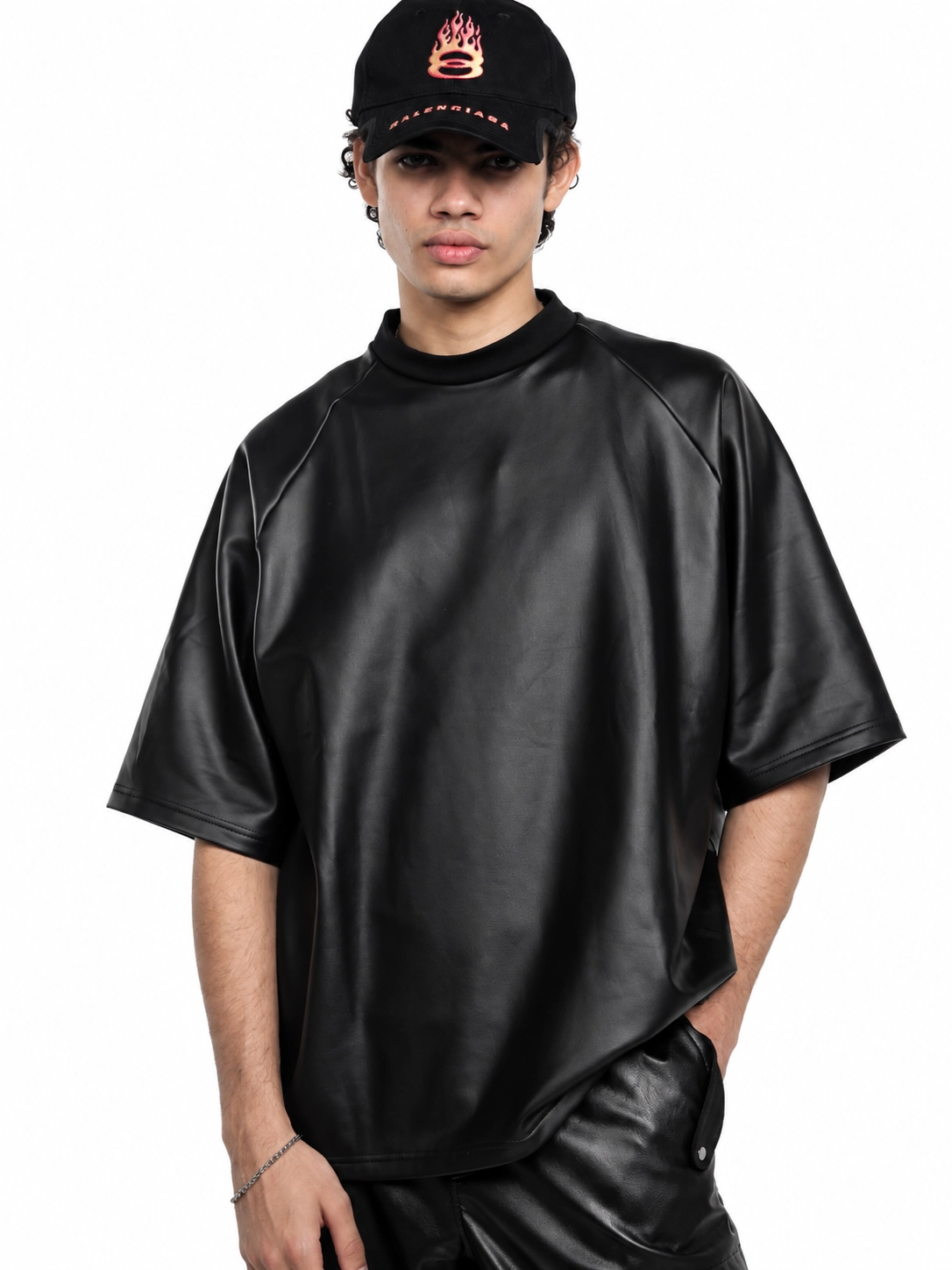 LEATHER TEE
