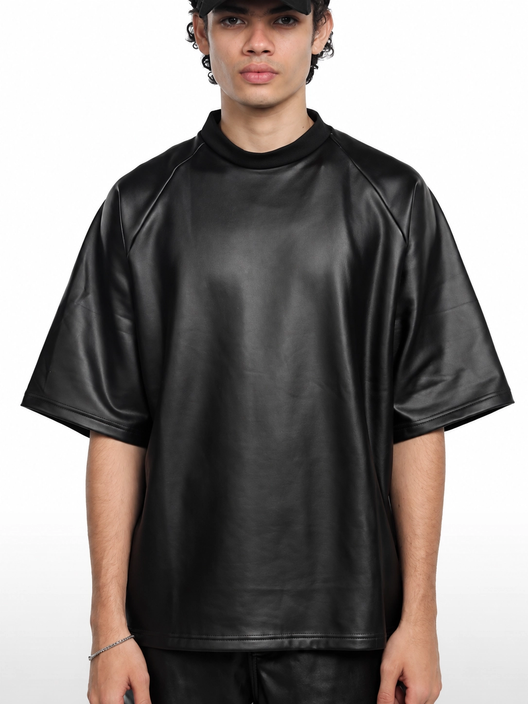 LEATHER TEE