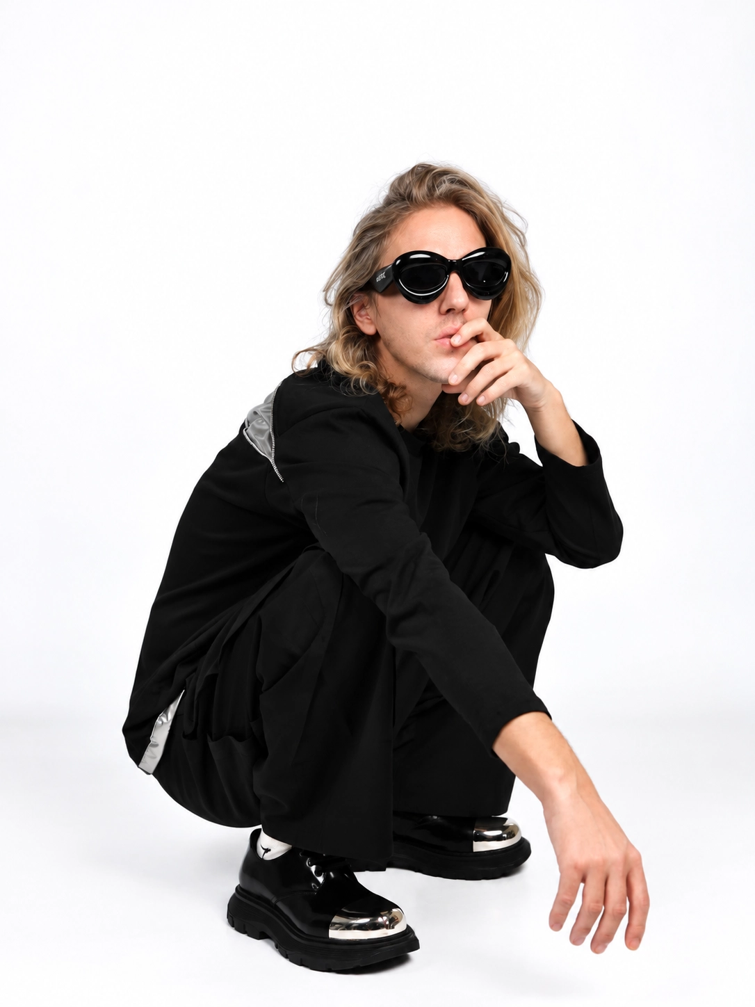 BACKSIDE ZIP TEE BLACK CLR