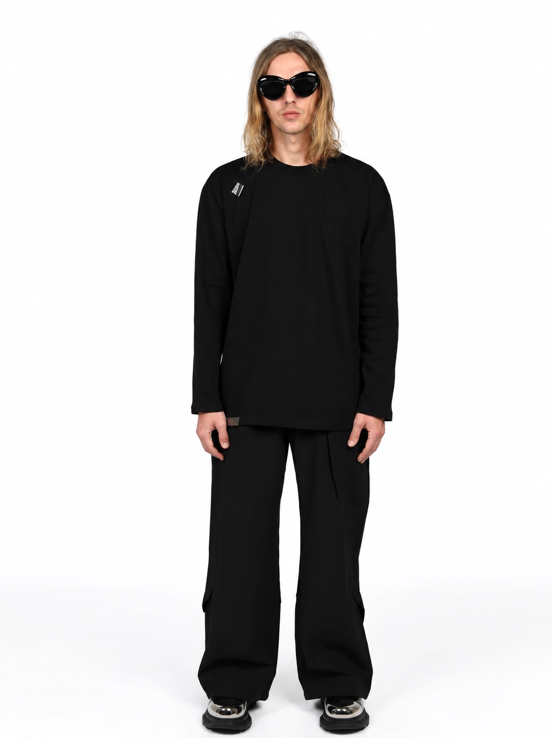 BACKSIDE ZIP TEE BLACK CLR