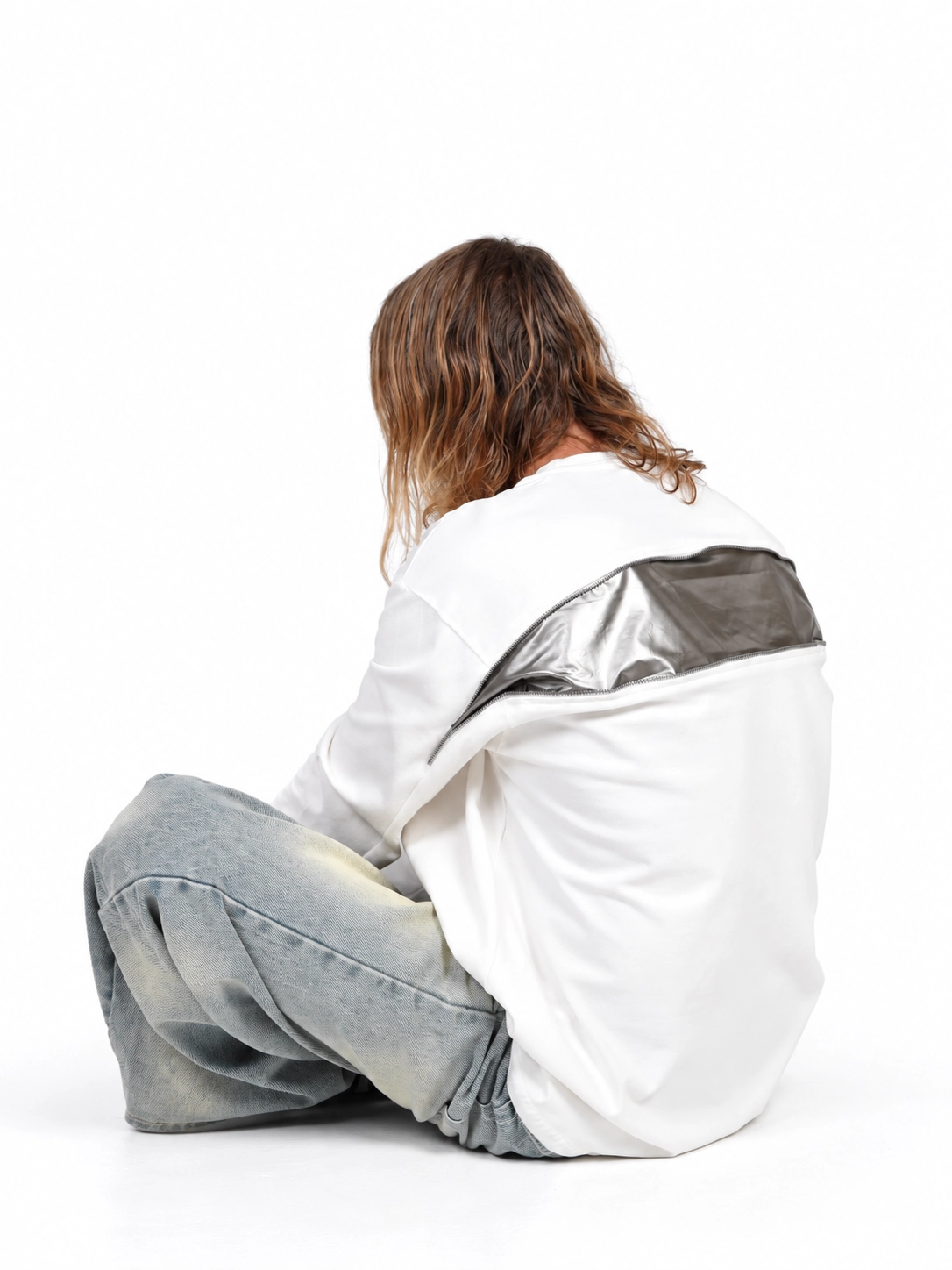 BACKSIDE ZIP TEE WHITE CLR